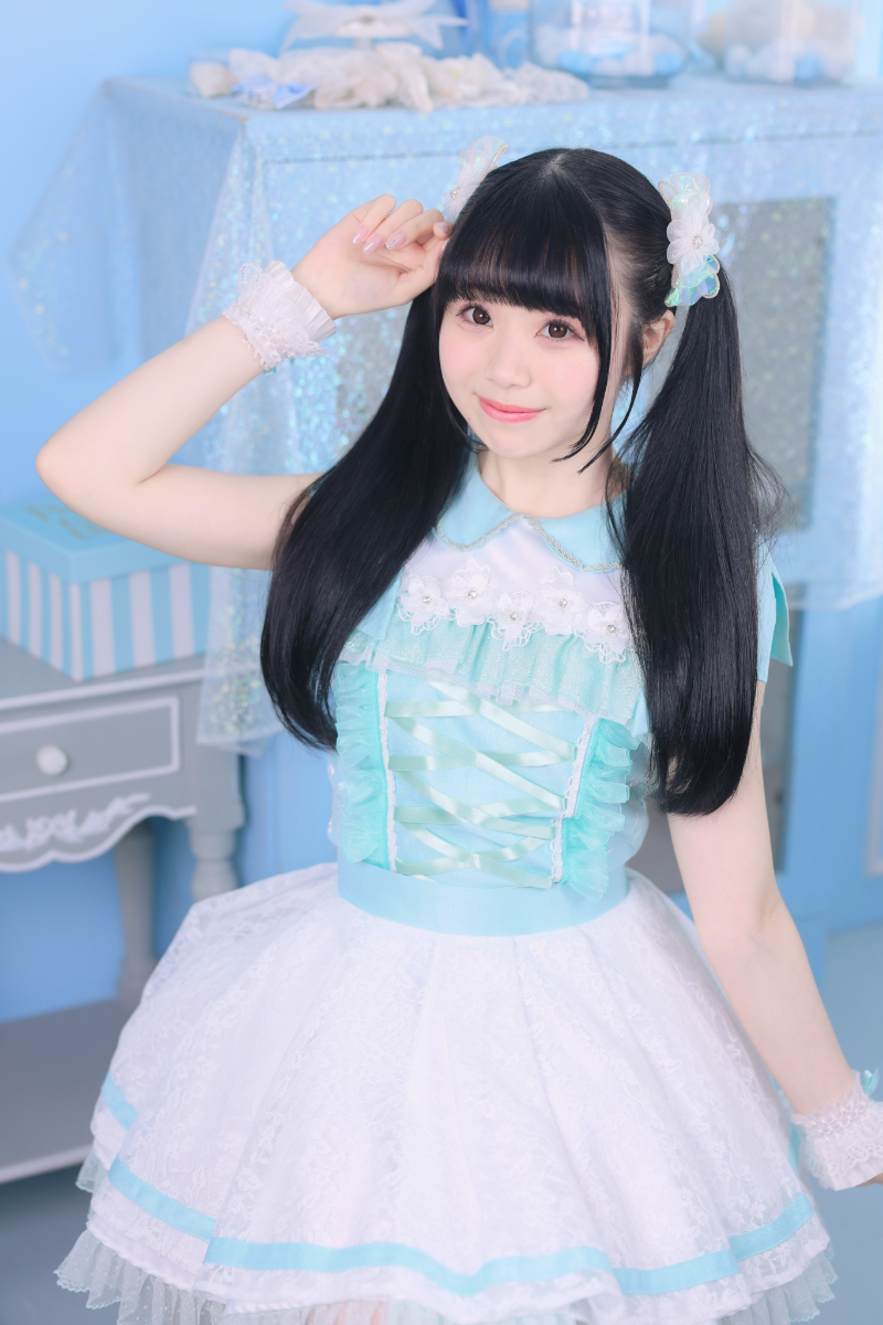 Lily 花奏さくらアー写_web.jpg