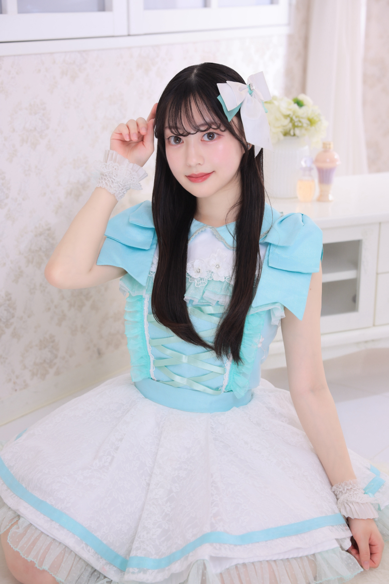 白河美空アー写(2025.08)_web.jpg