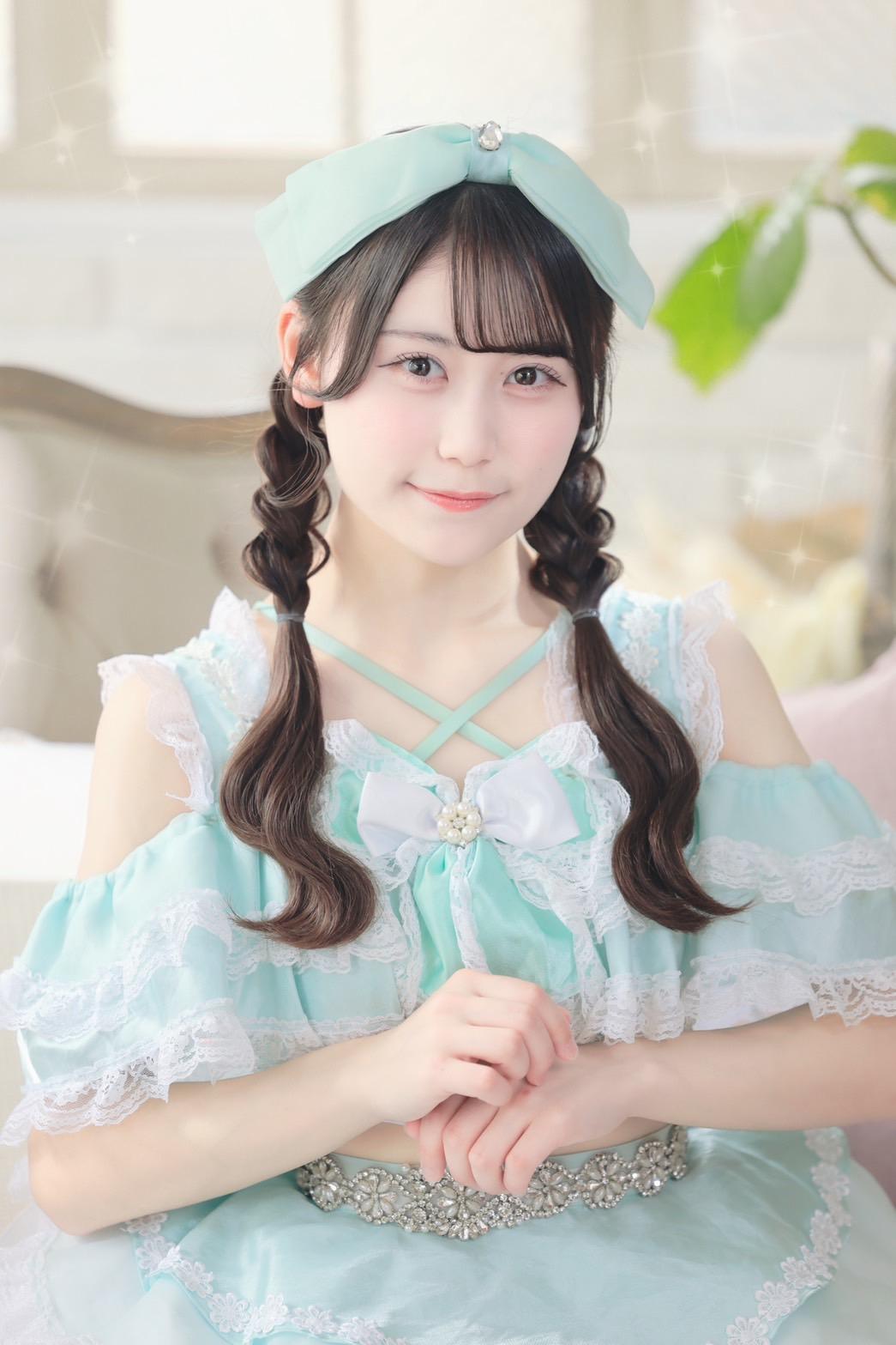 佐野 鈴歌_アー写_20250412_web.jpg
