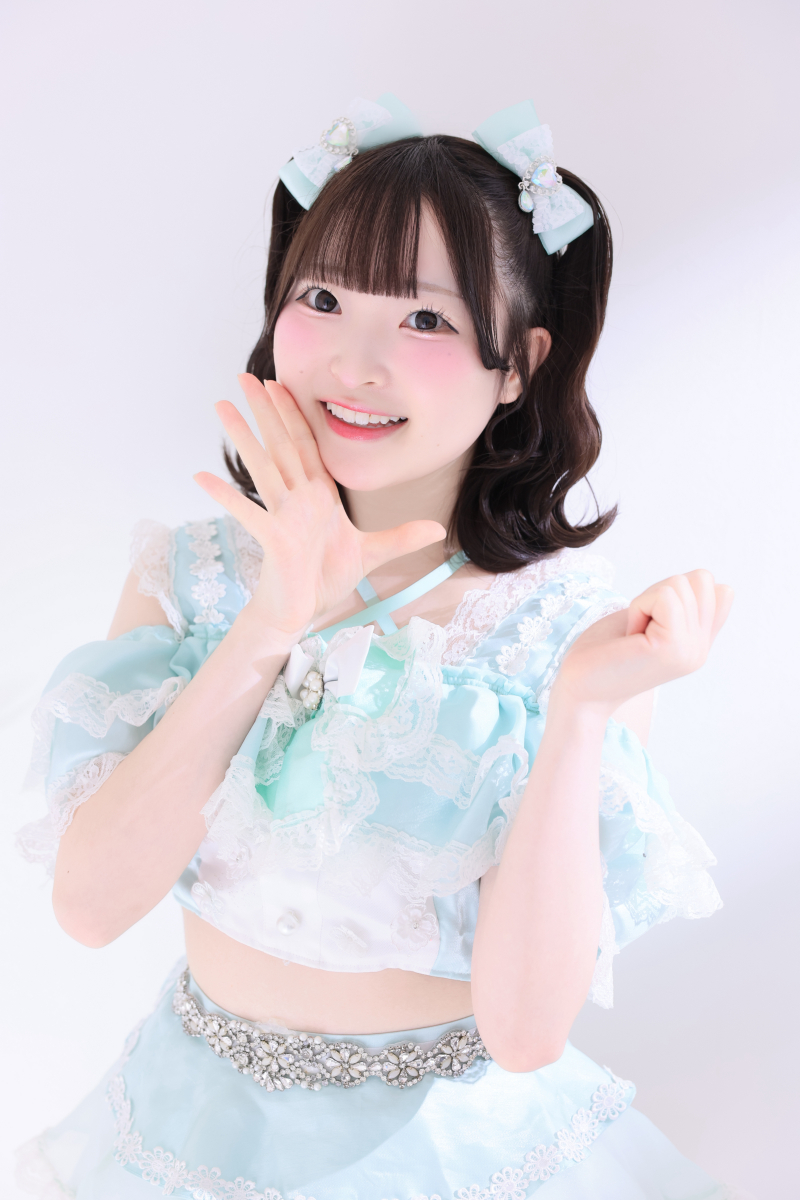 葉山妃奈乃(はやま ひなの) .jpg