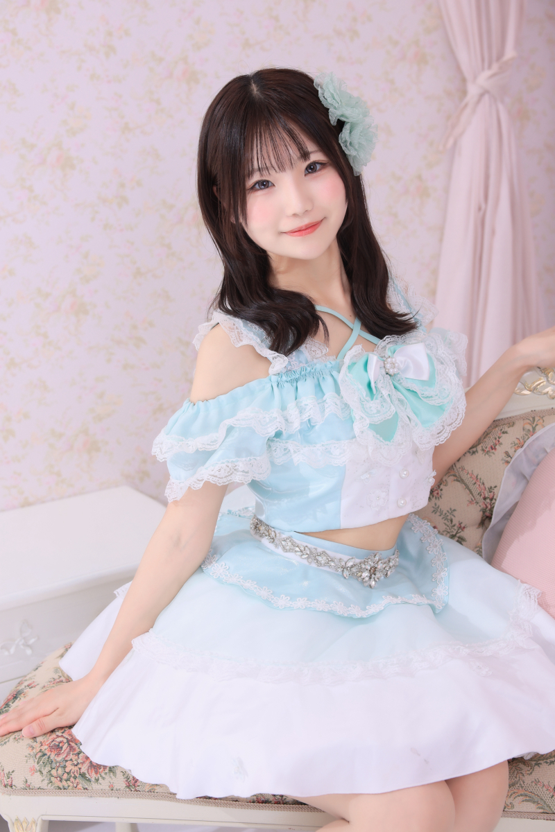 望月彩乃アー写(2025.08)_web.jpg