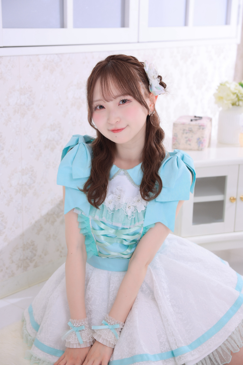 桜良真帆アー写(2025.08)_web.jpg